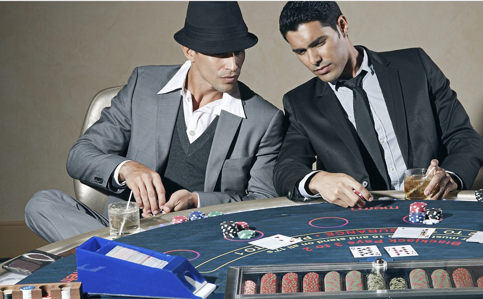Benefits of Music When Playing in Casinos