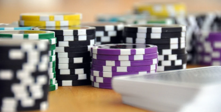 Avant Dernier: A Winning Strategy in Baccarat