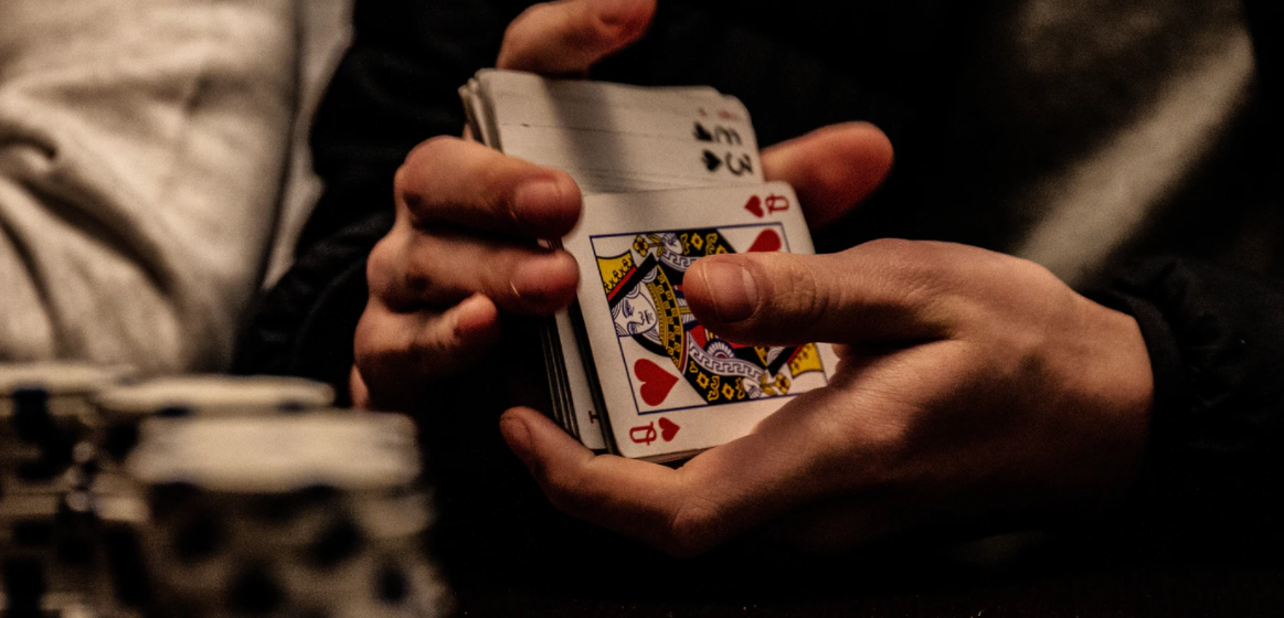 Basic Structures of Mixed Poker Games