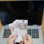 Things to Know When Choosing a Gambling Site