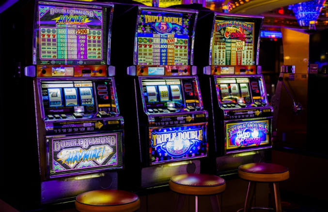 Factors to Consider When Choosing an Online Casino
